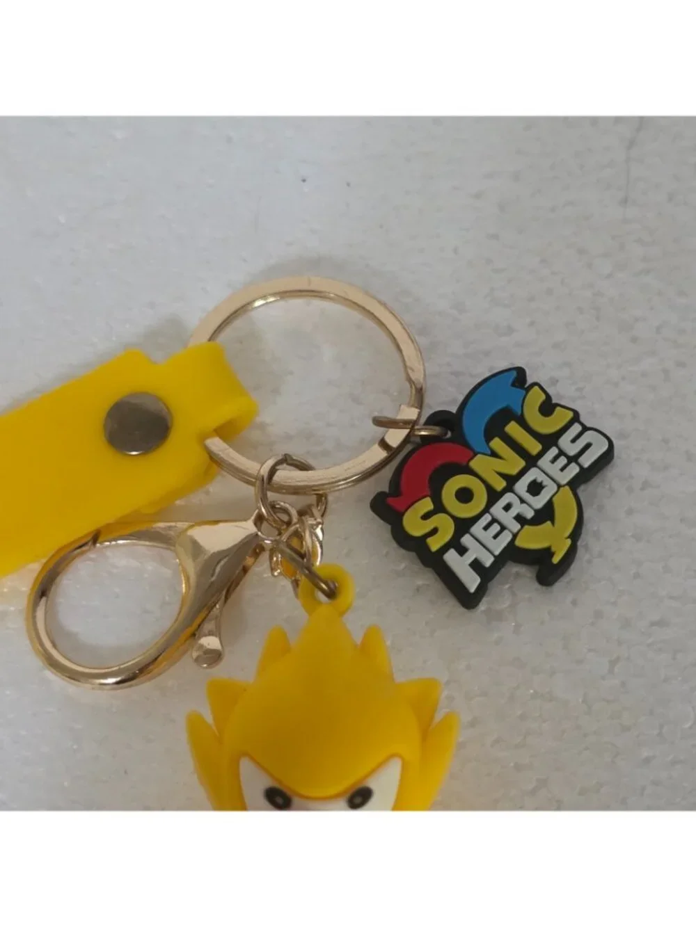 Sonic X Heroes Super Sonic Yellow Keychain Silicone Character Figure Handle